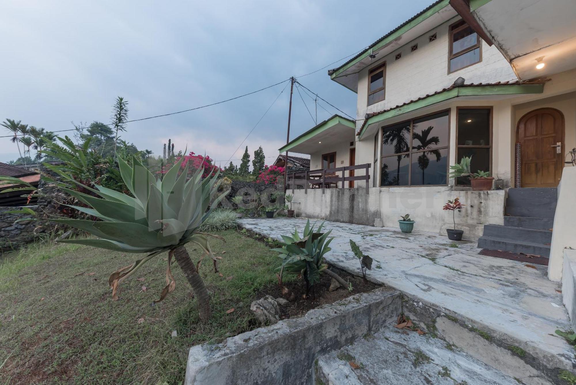 Bens Homestay Mitra Reddoorz Bogor Ngoại thất bức ảnh