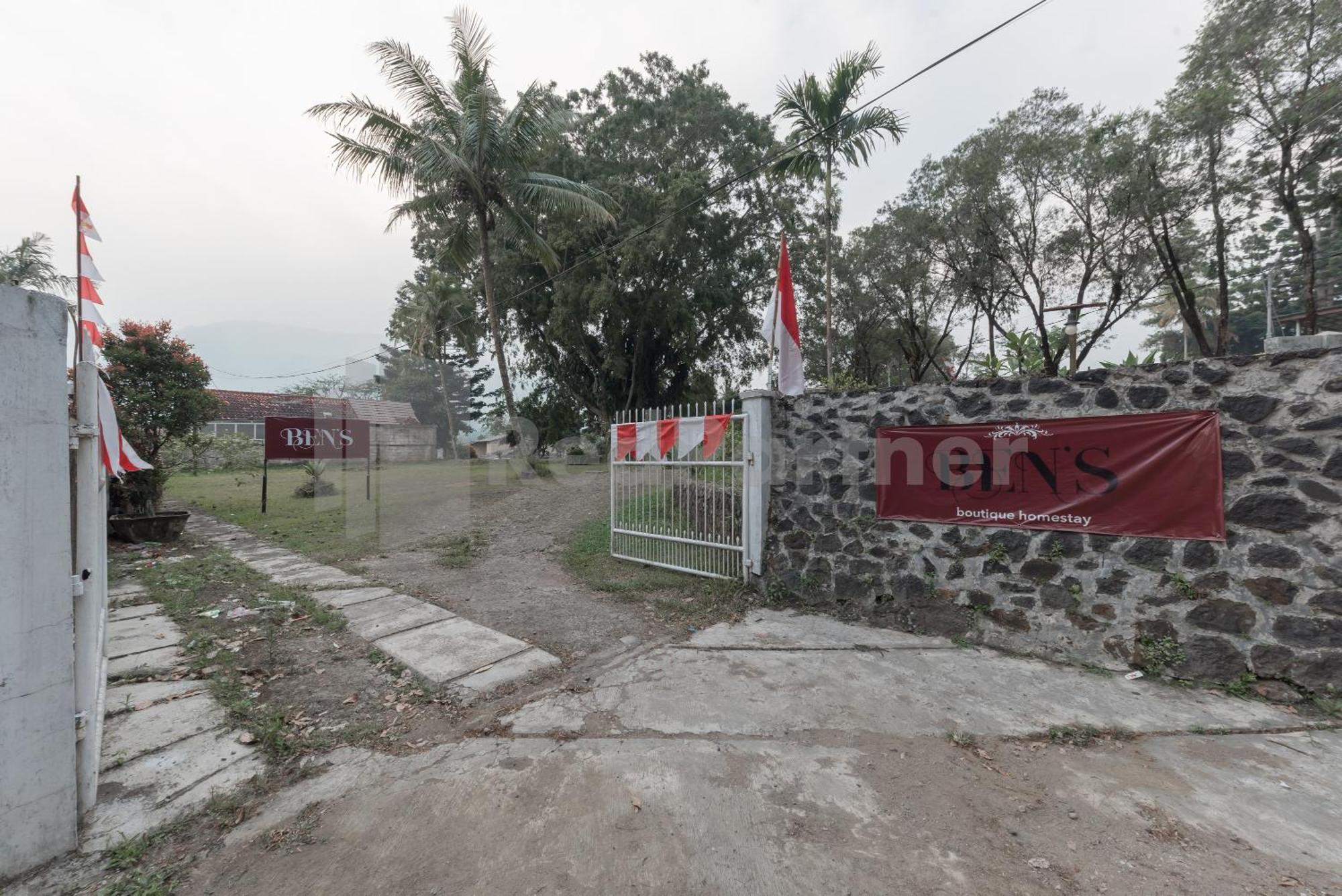 Bens Homestay Mitra Reddoorz Bogor Ngoại thất bức ảnh
